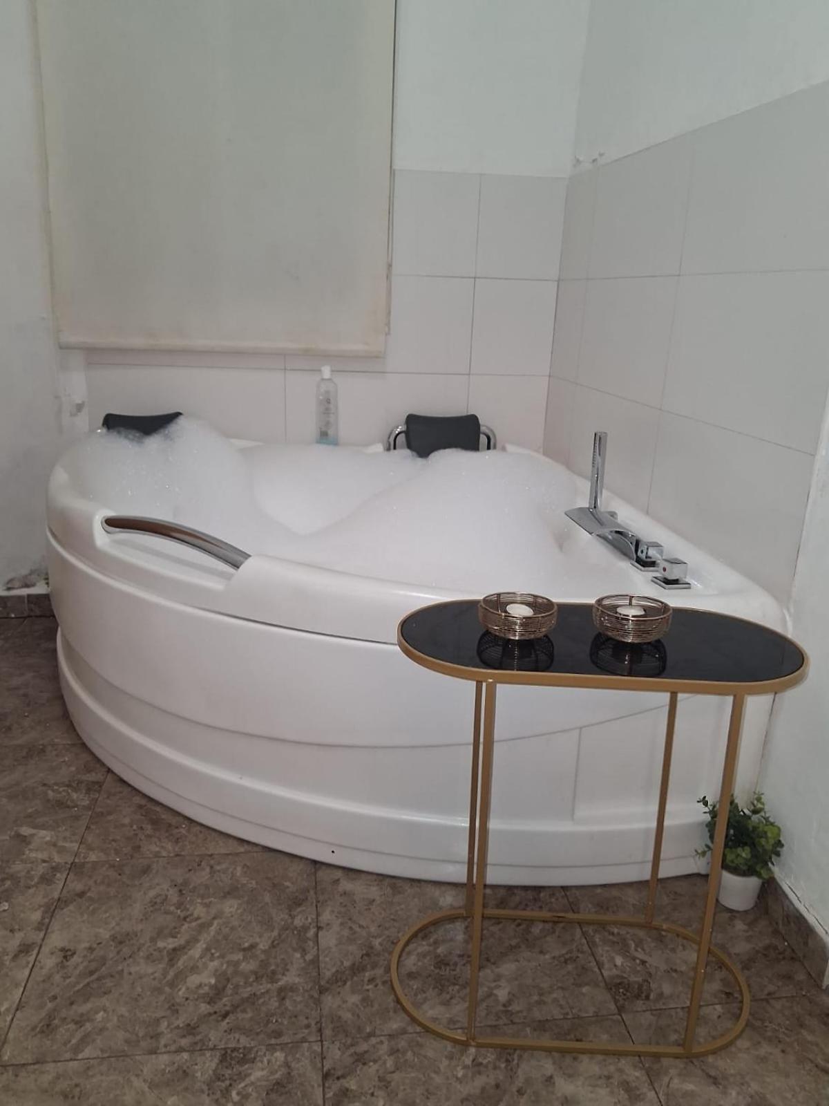 Apartamento Jacuzzi Cartagena Exterior photo
